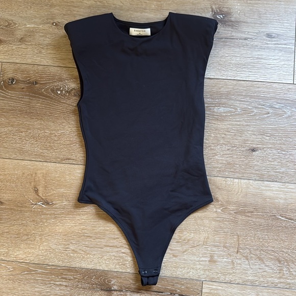 BABATON Contour Shoulder Pad Bodysuit - Picture 8 of 10